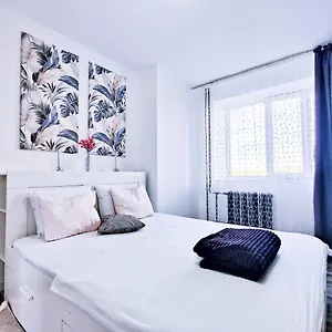  Апартаменты Emmaapart Comfort 356